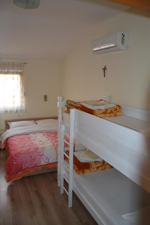 Pansion Ivan Međugorje Esterno foto